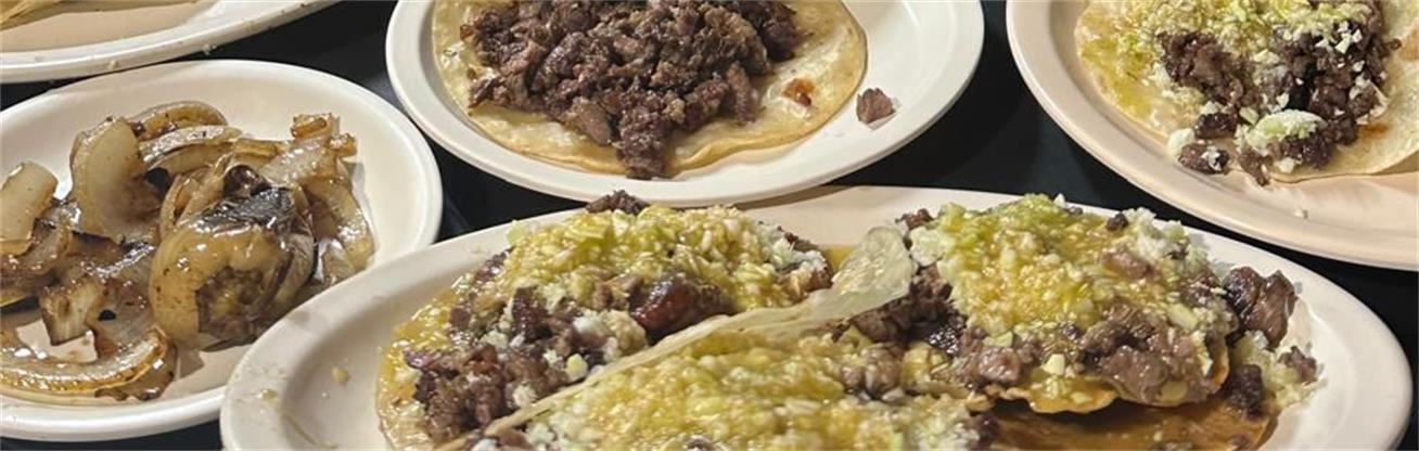Y-aqui Los Tacos