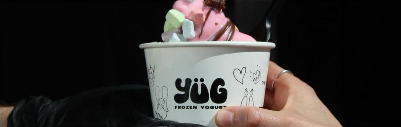 YÜG Frozen Yogurt